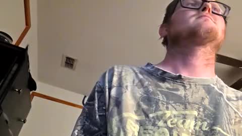 Snapshot of danielp_mod_cb chatting on 22, 12, 2025 Daniel y. online show from 22, 12, 2025