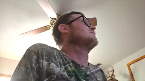 Snapshot of danielp_mod_cb chatting on 23, 4, 2026 Daniel y. online show from 23, 4, 2026