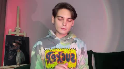 Snapshot of danieltuckerr chatting on 4, 11, 2025 danieltuckerr online show from 4, 11, 2025