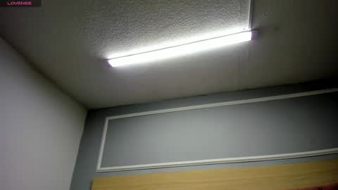 DaniiBelluci  online show from 18, 1, 2025