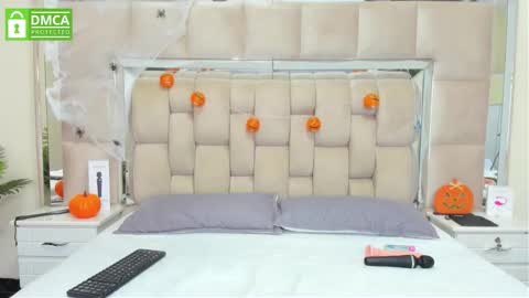 Snapshot of daniiela_beteche777 chatting on 1, 11, 2025 DANIELA online show from 1, 11, 2025