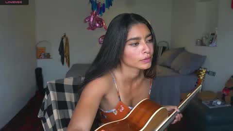 Snapshot of daniisla chatting on 9, 1, 2026 danalle .. online show from 9, 1, 2026