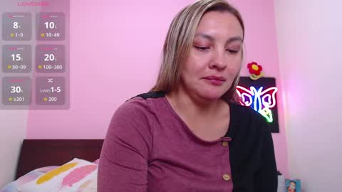 Snapshot of danika_bellaa chatting on 9, 4, 2026 K A R O L online show from 9, 4, 2026