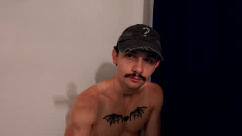 Dani Lorenzo online show from 8, 6, 2026