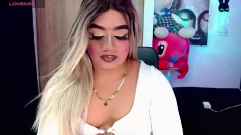 Snapshot of danipein chatting on 3, 10, 2025 danipein online show from 3, 10, 2025