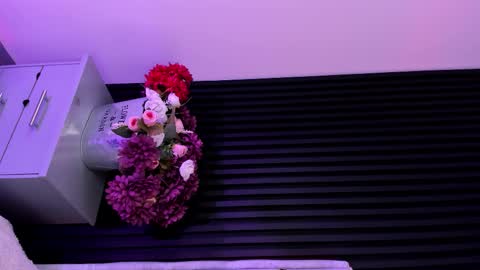 Snapshot of daniphoenixx chatting on 29, 10, 2025 Dani Phonenix online show from 29, 10, 2025