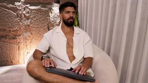 Dann saenz online show from 13, 4, 2026