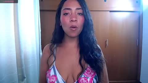 Danna  Ross online show from 17, 1, 2025