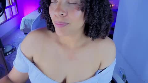 Snapshot of danna_berry chatting on 17, 4, 2026 DannaBerry online show from 17, 4, 2026