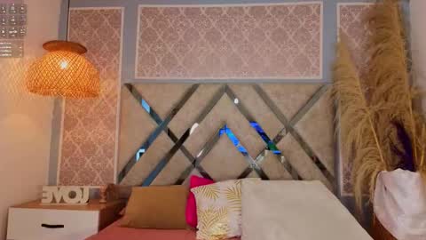 Snapshot of danna_peters chatting on 7, 3, 2026 danna_peters online show from 7, 3, 2026