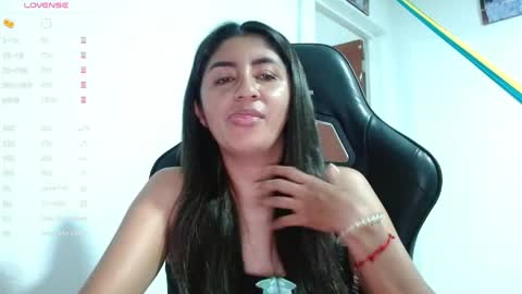 Snapshot of danna_peterson chatting on 14, 4, 2026 Danna online show from 14, 4, 2026