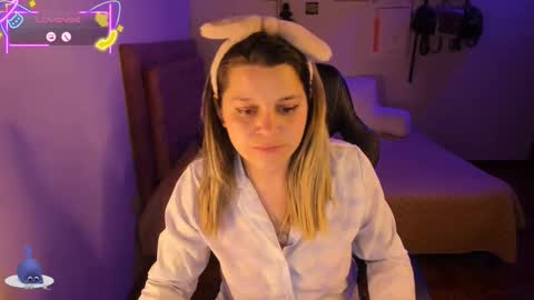 Snapshot of danna_wry chatting on 20, 12, 2025 danna_wry online show from 20, 12, 2025