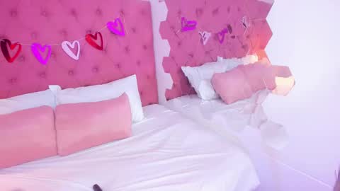 Snapshot of dannacouper chatting on 14, 2, 2025 Danna online show from 14, 2, 2025