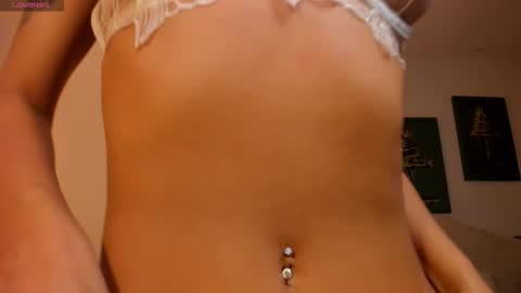 Danna Cruz  online show from 28, 2, 2026