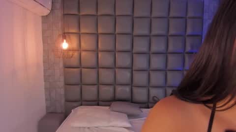 Danna online show from 2, 10, 2025