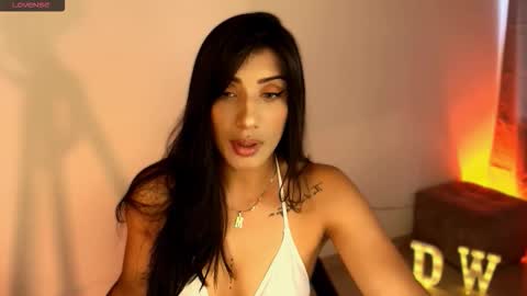 Danna Wells online show from 21, 12, 2025