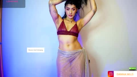 Danna Wells online show from 27, 3, 2026