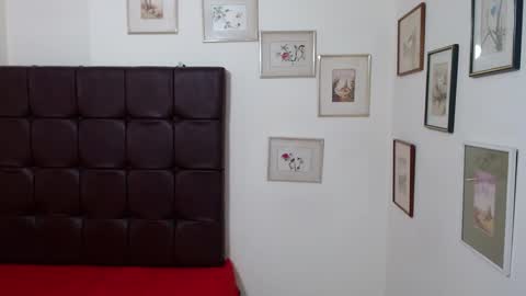 Snapshot of dannazuluaga chatting on 31, 1, 2025 Danna online show from 31, 1, 2025