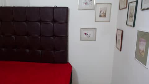Snapshot of dannazuluaga chatting on 11, 3, 2025 Danna online show from 11, 3, 2025