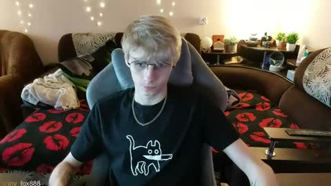Snapshot of danny_fox888 chatting on 30, 4, 2026 Daniel online show from 30, 4, 2026