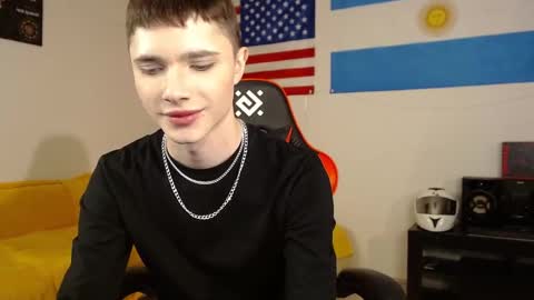 Snapshot of danny_noir chatting on 7, 11, 2025 Danny online show from 7, 11, 2025