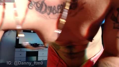 Snapshot of danny_stark chatting on 17, 12, 2025 Danny online show from 17, 12, 2025