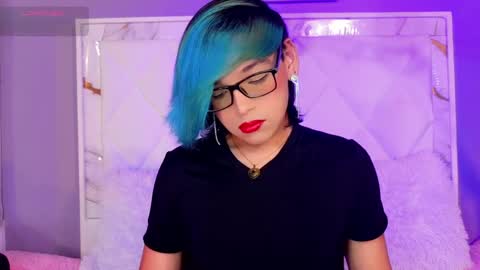 Snapshot of dannyhot__ chatting on 25, 4, 2026 Danny online show from 25, 4, 2026