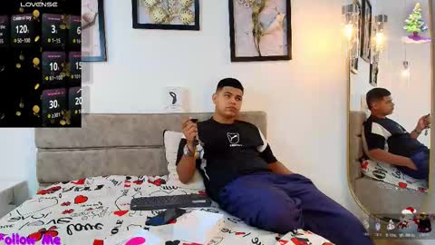 Snapshot of dannysamm chatting on 1, 12, 2025 dannysamm online show from 1, 12, 2025