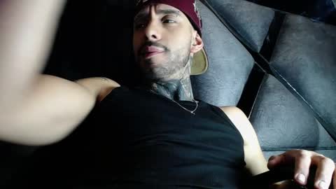 Snapshot of dante_d_angelo_ chatting on 2, 4, 2026 dante_d_angelo_ online show from 2, 4, 2026