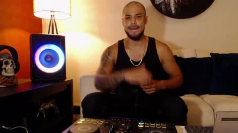 Snapshot of dante_hell1 chatting on 12, 4, 2026 Dante Hell online show from 12, 4, 2026