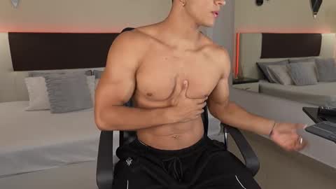 Snapshot of danteestone chatting on 10, 11, 2025 Dante online show from 10, 11, 2025