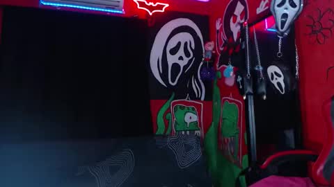 Snapshot of dantehellsingx chatting on 4, 12, 2025 dantehellsingx online show from 4, 12, 2025