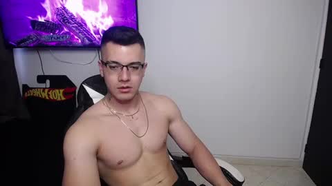 Snapshot of danteread chatting on 1, 2, 2025 danteread online show from 1, 2, 2025