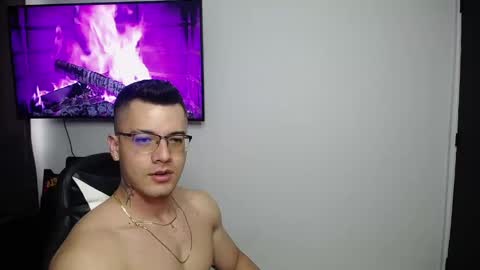 Snapshot of danteread chatting on 3, 2, 2025 danteread online show from 3, 2, 2025