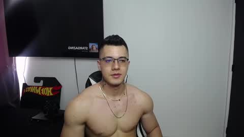 Snapshot of danteread chatting on 4, 2, 2025 danteread online show from 4, 2, 2025