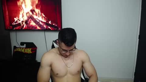 Snapshot of danteread chatting on 5, 2, 2025 danteread online show from 5, 2, 2025