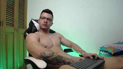 Snapshot of danteread chatting on 6, 3, 2025 danteread online show from 6, 3, 2025