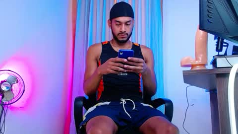 Snapshot of dantesantoro chatting on 8, 4, 2026 Dante Santoro online show from 8, 4, 2026