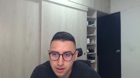 Snapshot of dantevesper chatting on 8, 3, 2026 dantevesper online show from 8, 3, 2026