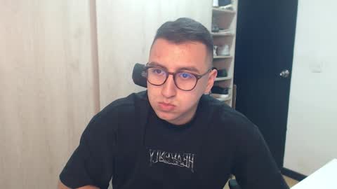 Snapshot of dantevesper chatting on 10, 3, 2026 dantevesper online show from 10, 3, 2026