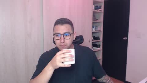 Snapshot of dantevesper chatting on 16, 3, 2026 dantevesper online show from 16, 3, 2026