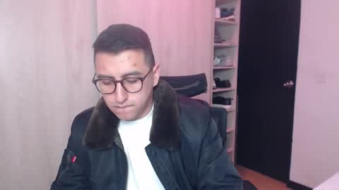 Snapshot of dantevesper chatting on 19, 3, 2026 dantevesper online show from 19, 3, 2026