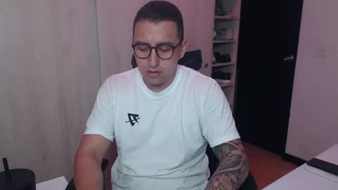 Snapshot of dantevesper chatting on 22, 3, 2026 dantevesper online show from 22, 3, 2026