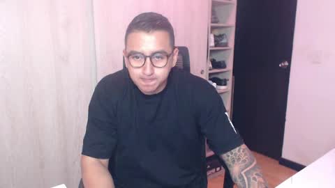 Snapshot of dantevesper chatting on 8, 4, 2026 dantevesper online show from 8, 4, 2026