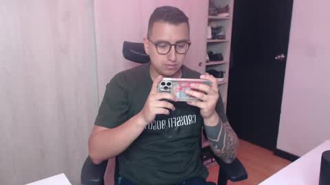 Snapshot of dantevesper chatting on 16, 4, 2026 dantevesper online show from 16, 4, 2026