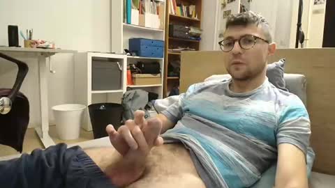 Snapshot of dantheman233 chatting on 18, 9, 2025 Daniel online show from 18, 9, 2025