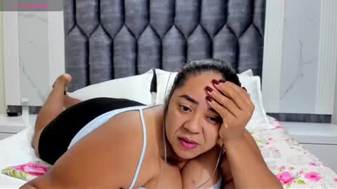 daphaineex online show from 9, 11, 2025