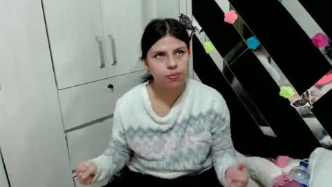 daphne877046 online show from 13, 1, 2026