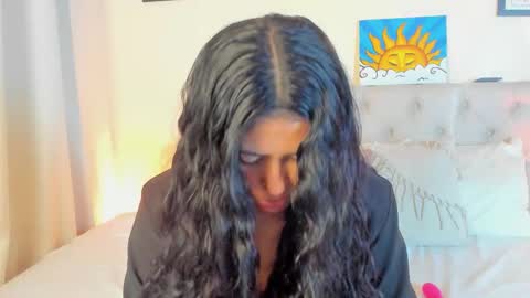 Antonella Mora online show from 26, 11, 2025