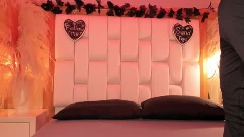 daphne_and_roger online show from 26, 2, 2026